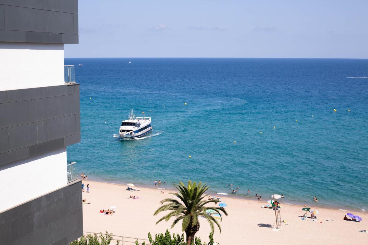 Apartamento Séptimo cielo primera línea de mar Blanes Extérieur photo